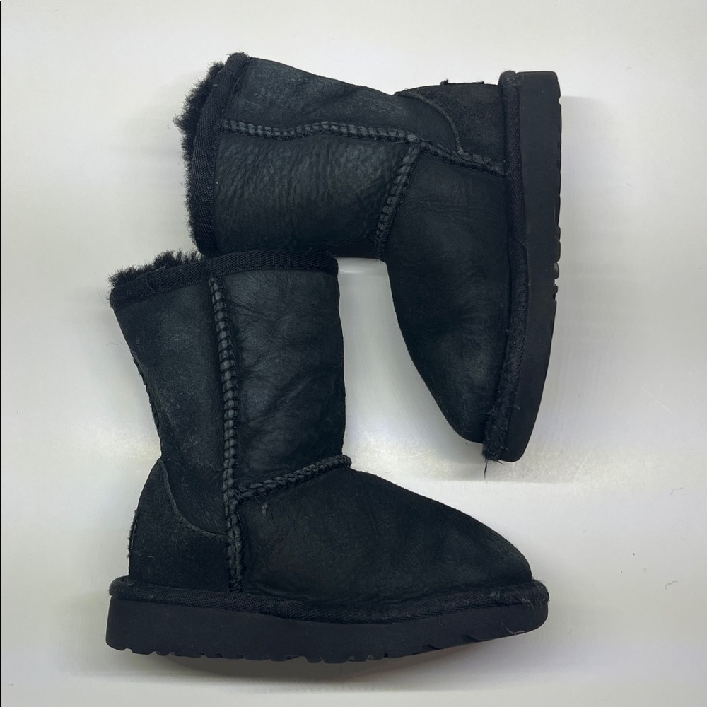 ❄️❄️ UGG Australia Boots ❄️❄️ - Picture 5 of 8